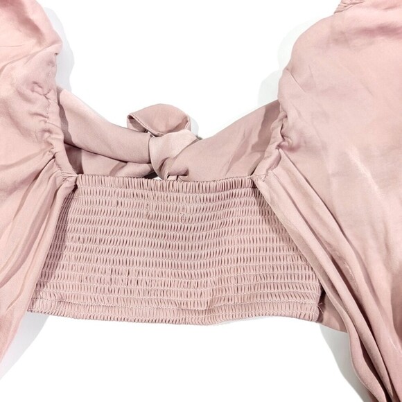 URBAN OUTFITTERS x Kimchi Blue Lola Tie-Front Cropped Top with Puff Sleeve XS - Picture 8 of 11